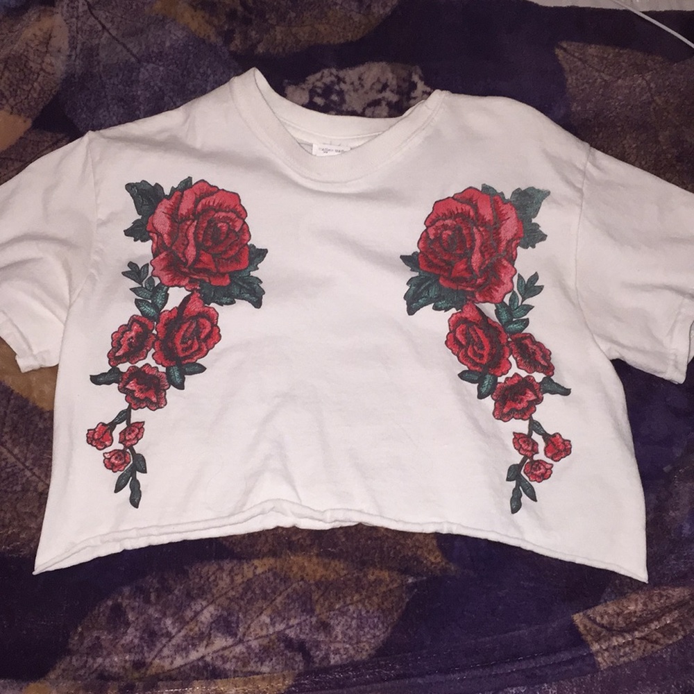 White crop top never worn